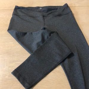 Like new gray workout leggings